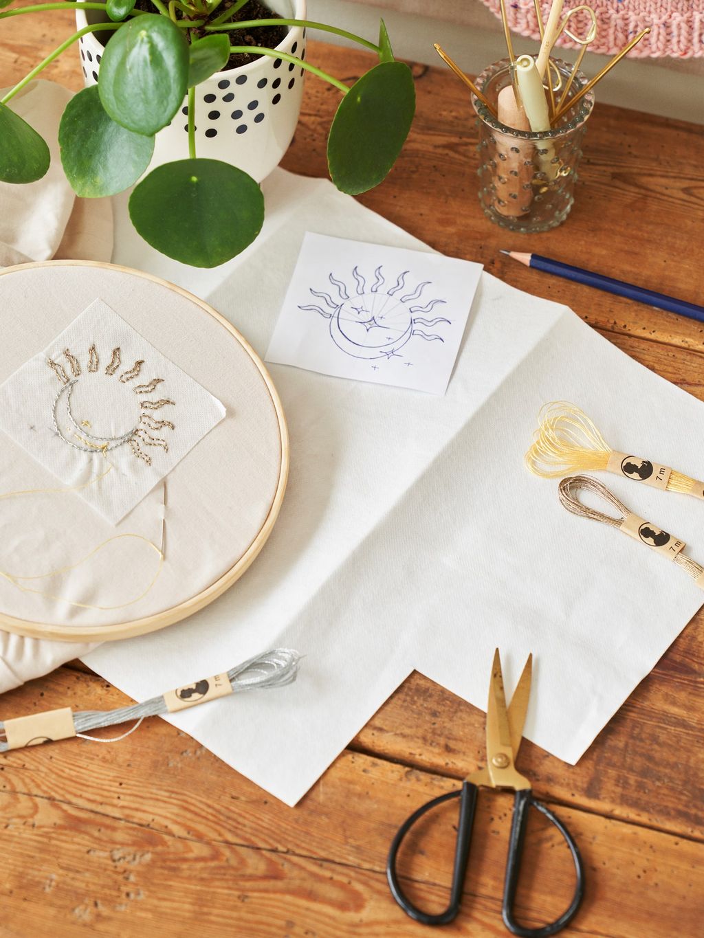 Peacoblue 4 Feuilles Motifs Broderie Soluble Eau - 33 Modèles Fées & Fleurs - DIY Facile