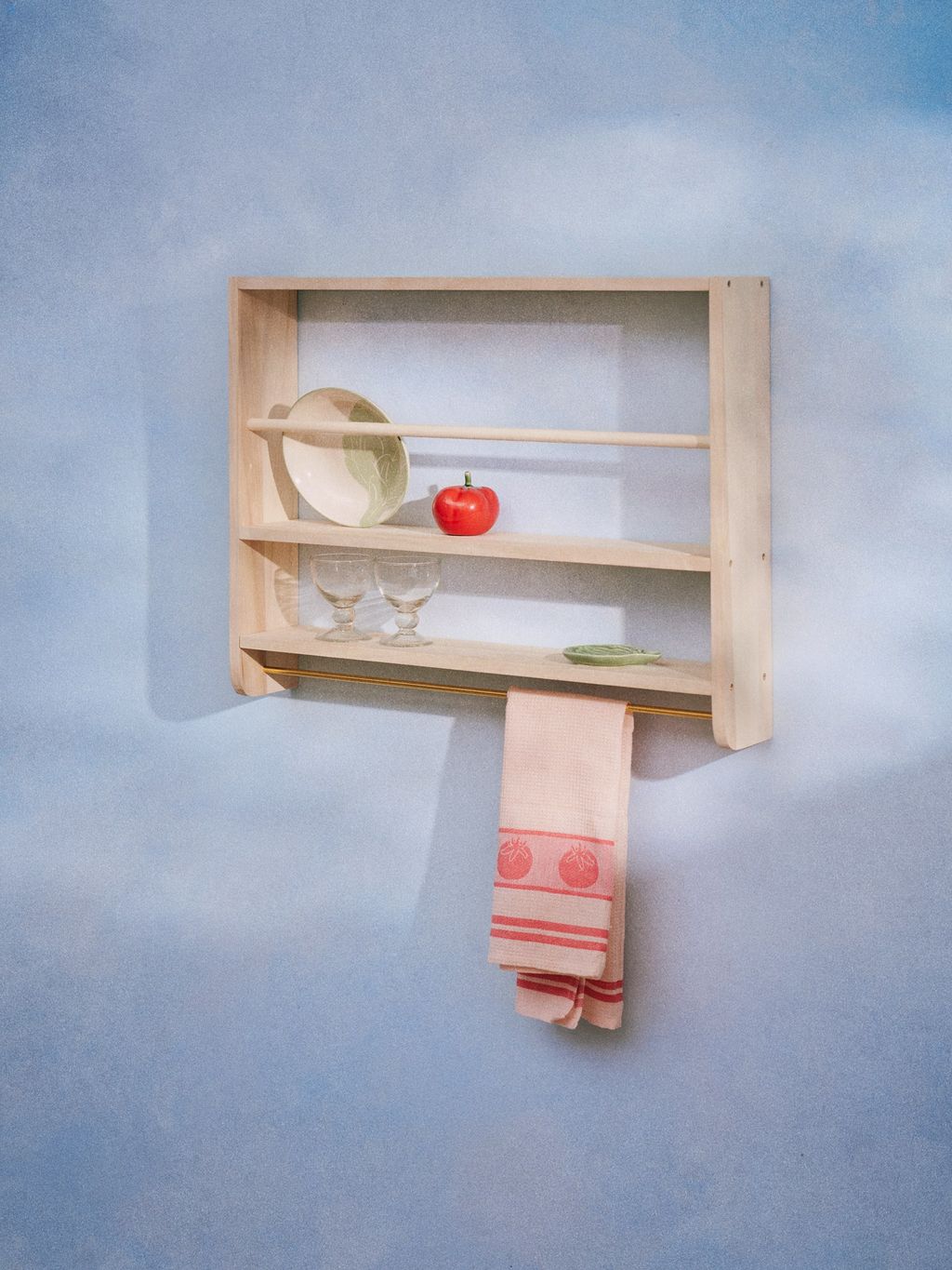 Tellerregal | Pappelholz/Eisen. 66 x 12 x 52 cm