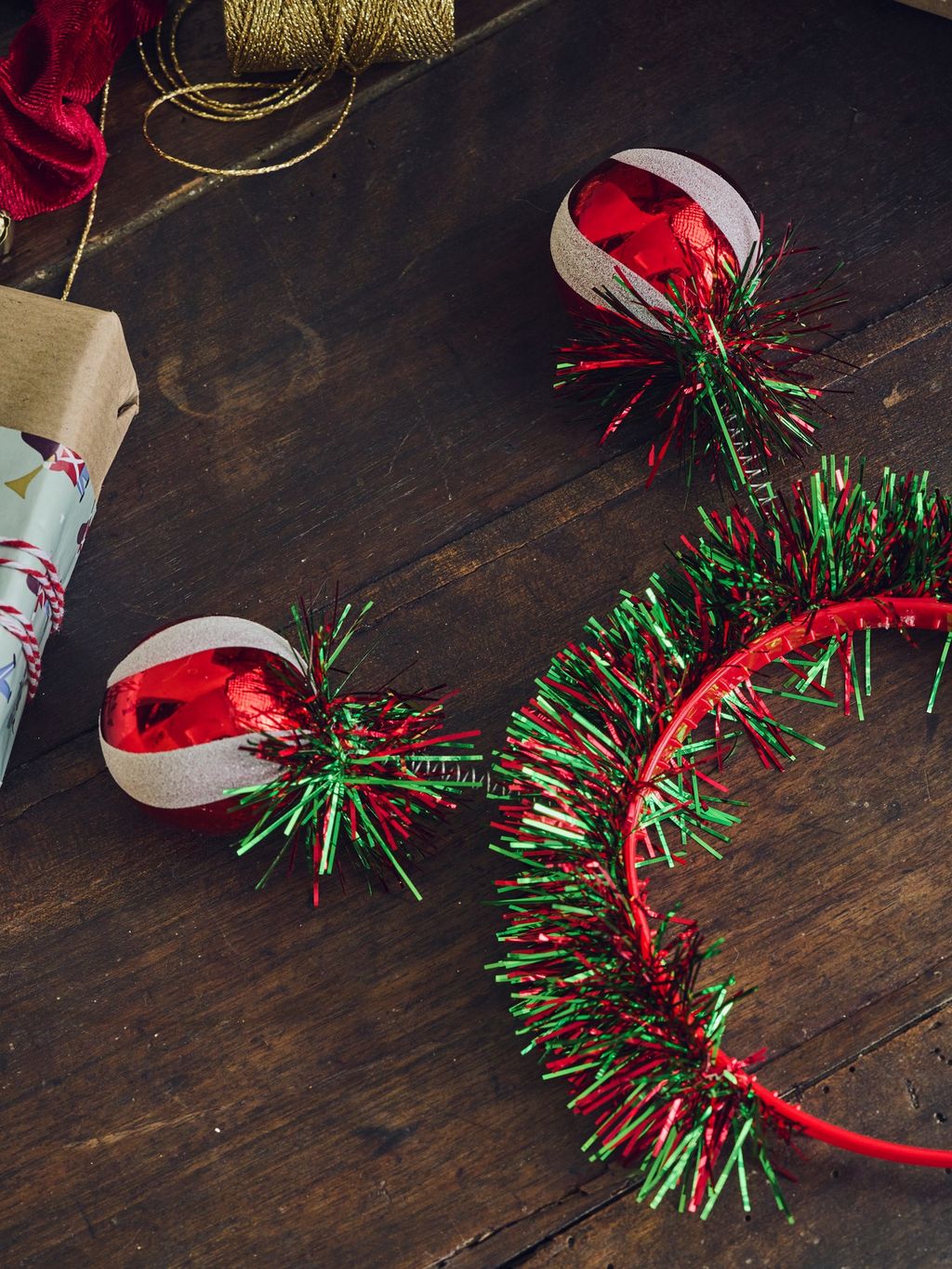 Haarreifen mit Weihnachtskugeln | 1 Stck