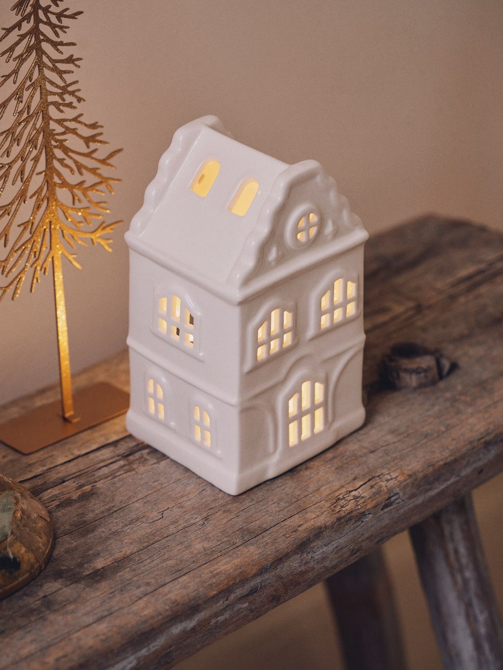Teelichthalter-Haus | Porzellan. 16,2 cm