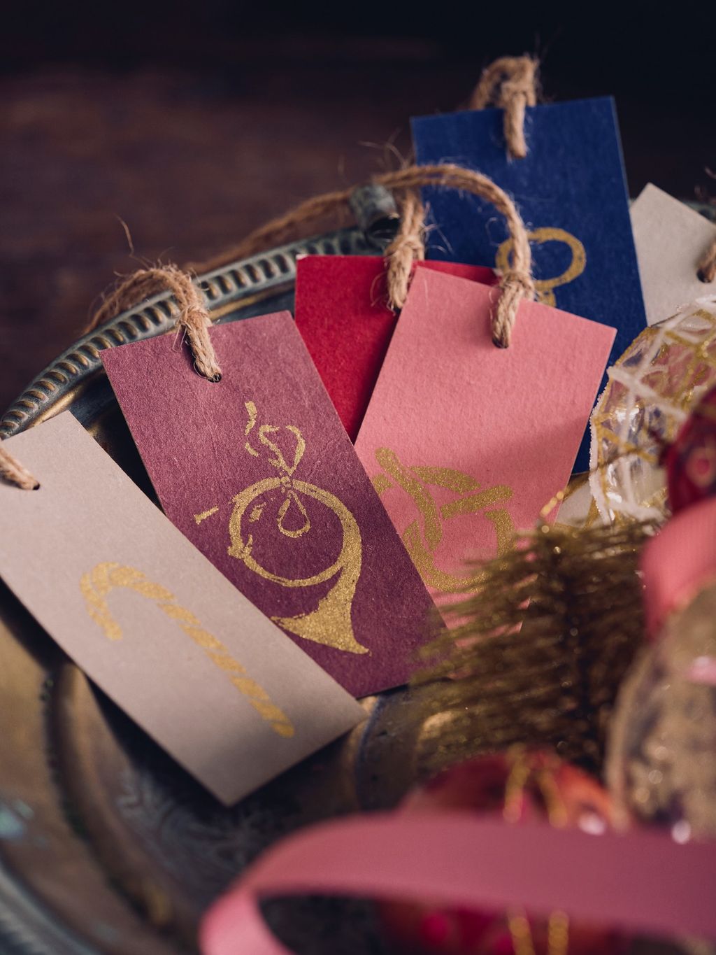 100 Etichette Regalo In Carta Kraft Con Spago Di Iuta – 6,9x4,1cm, Vuote Con Foro, Perfette Per Confezioni Regalo Fai Da Te, Bomboniere, Matrimoni
