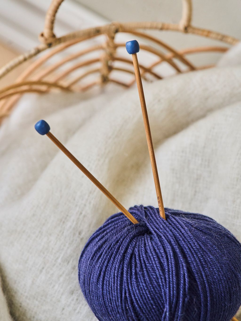 Stricknadeln 3 mm | Bambus. 3,0 mm x 35 cm. 2 Stk. | Dark Wood